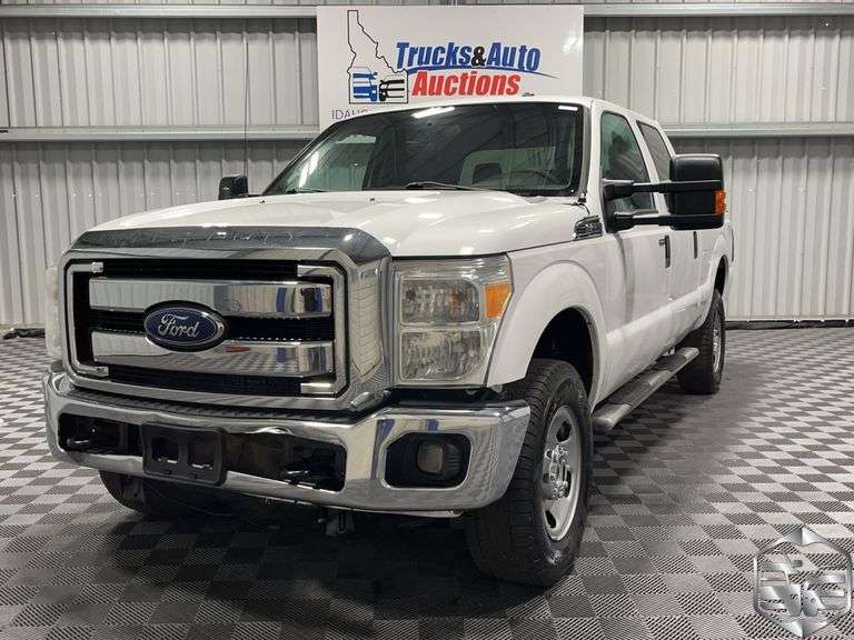 2013  Ford  F350 Super Duty   XLT