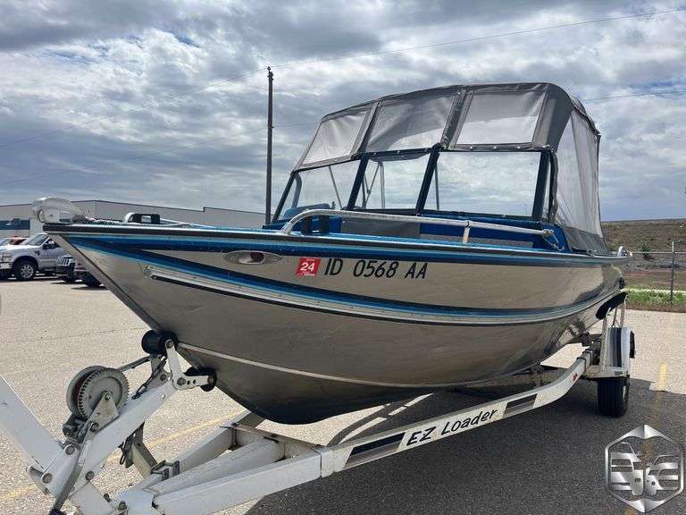 1994  Hewes Craft  Boat