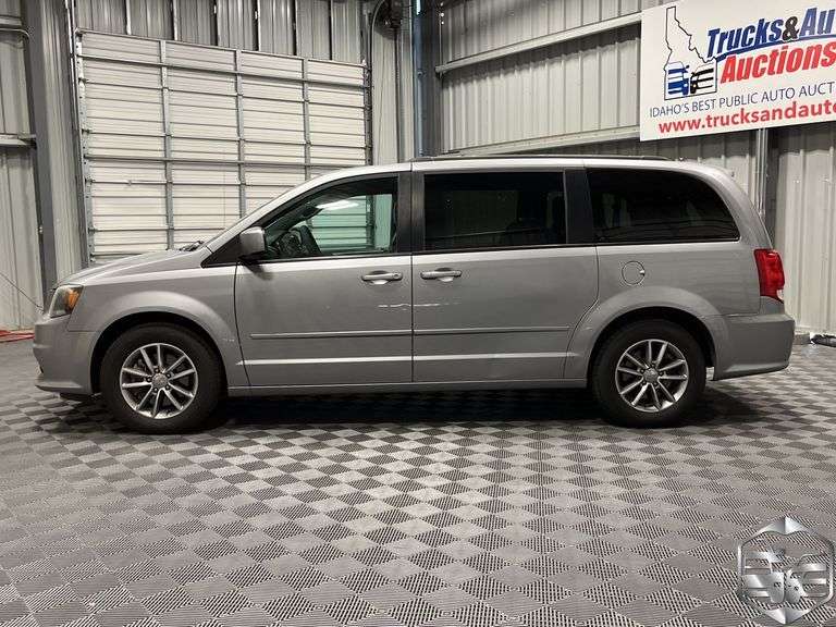 2014  Dodge  Grand Caravan  R/T