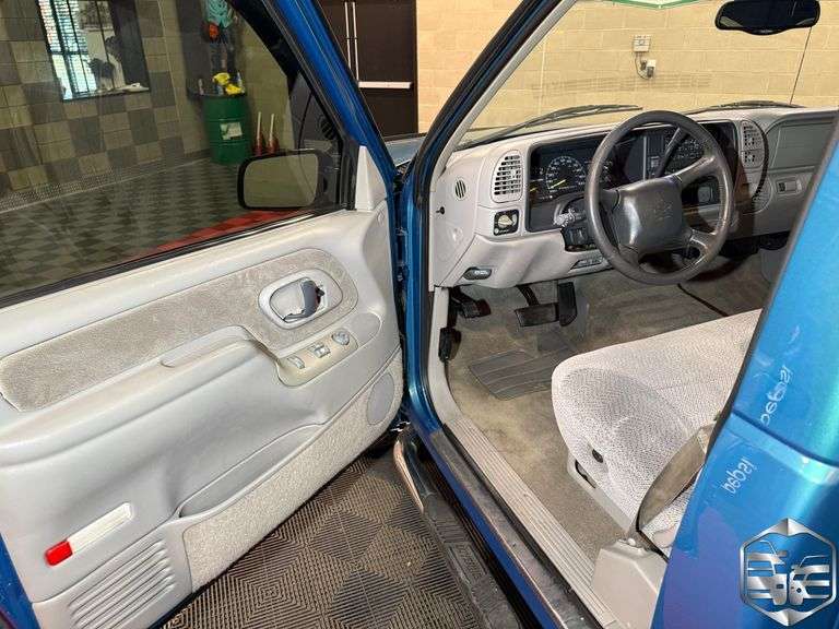 1998  Chevrolet  Pickup