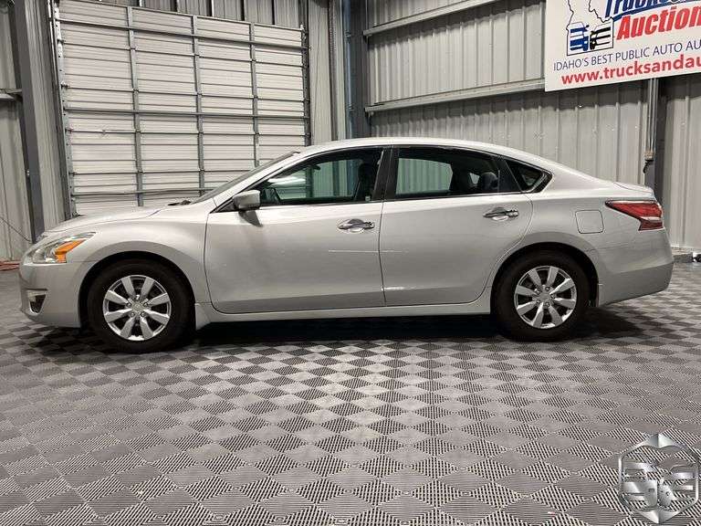 2015  Nissan  Altima  2.5 S