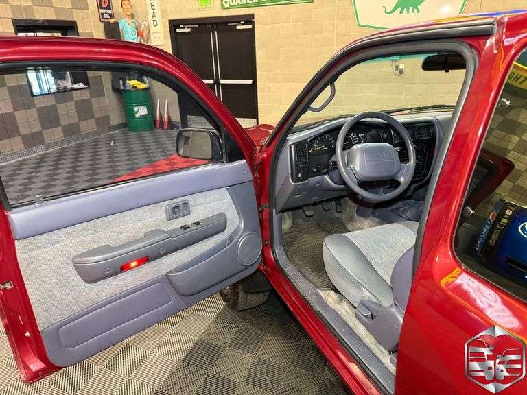 1998  Toyota  Tacoma SR5 4x4