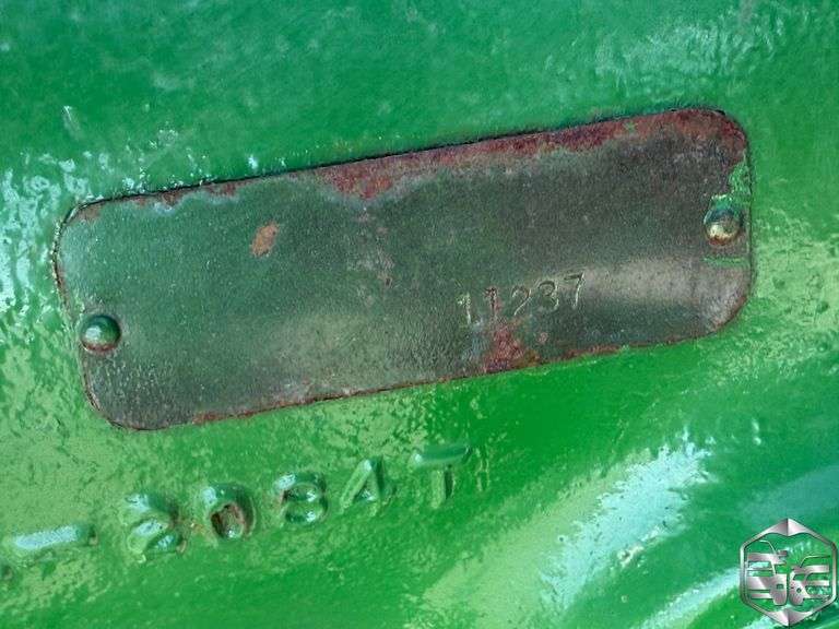 John Deere  LA