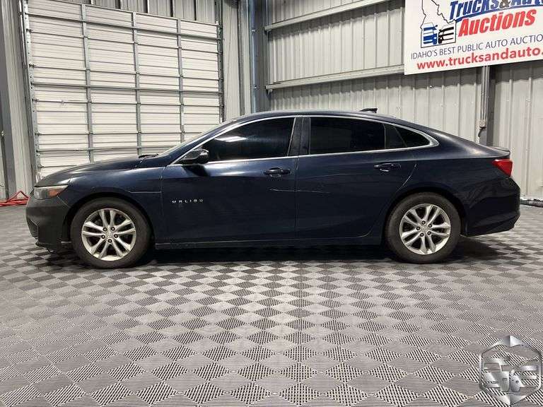 2017  Chevrolet  Malibu  LT