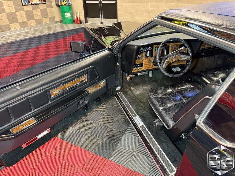 1975  Lincoln   Continental