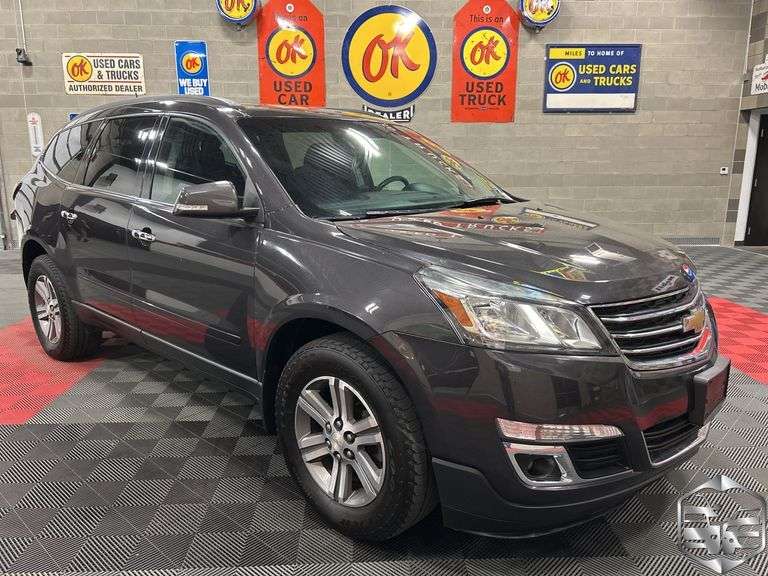2016  Chevrolet  Traverse   LT