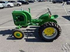John Deere  LA