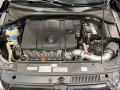 2013  Volkswagen  Passat  SE