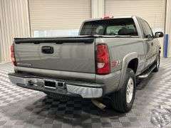 2007  Chevrolet  Silverado 1500 Classic  WT
