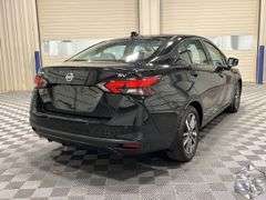 2020  Nissan  Versa  SV