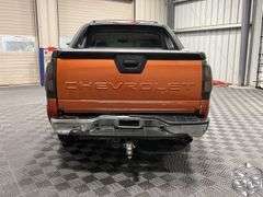 2004  Chevrolet  Avalanche  1500