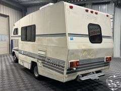 1990  Toyota  Pickup  Motorhome