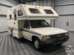 1990  Toyota  Pickup  Motorhome