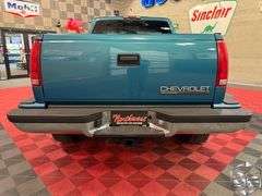 1998  Chevrolet  Pickup