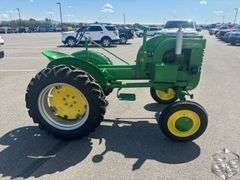 John Deere  LA