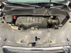 2013  GMC  Acadia  SLT