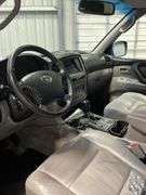 2004  Toyota  Land Cruiser