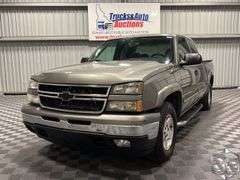 2007  Chevrolet  Silverado 1500 Classic  WT