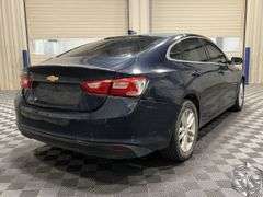 2017  Chevrolet  Malibu  LT