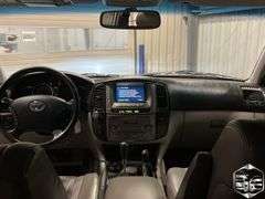 2004  Toyota  Land Cruiser