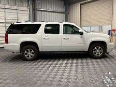 2011  GMC  Yukon XL  SLT