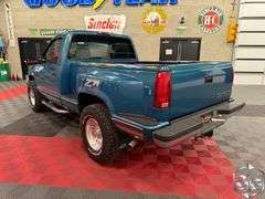1998  Chevrolet  Pickup