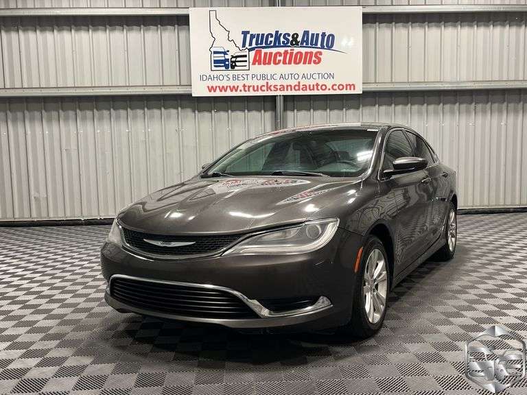 2015  Chrysler  200  Limited