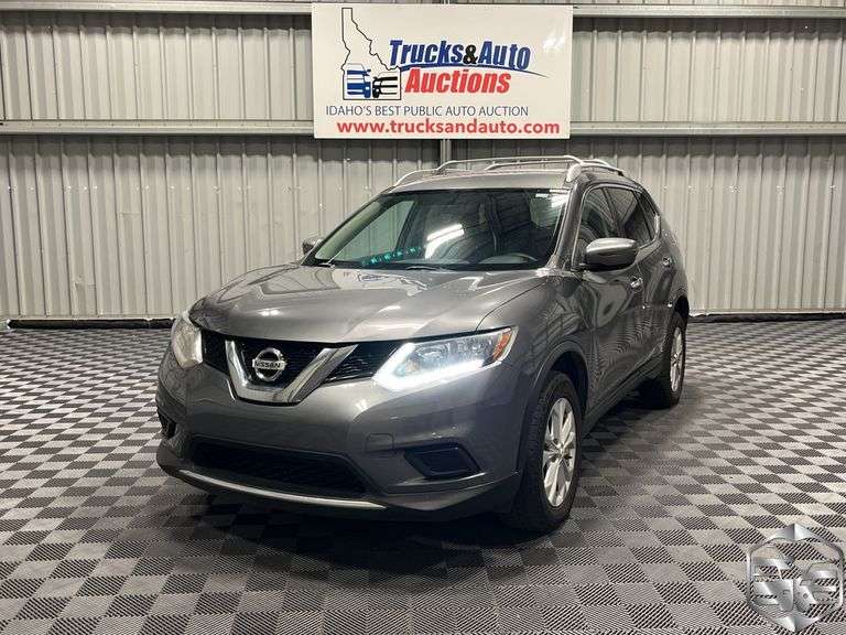 2016  Nissan  Rogue  SV