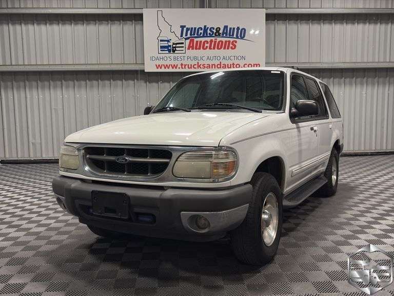 2000  Ford  Explorer  XLT