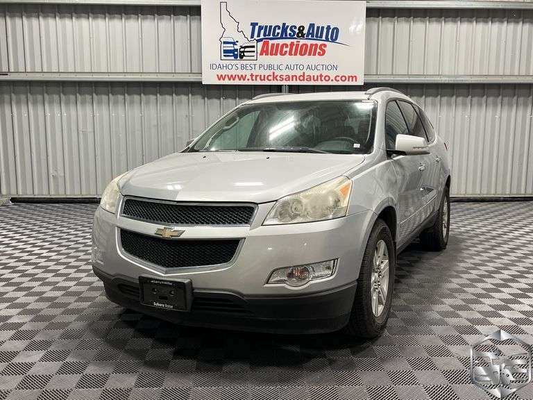 2010  Chevrolet  Traverse  LT
