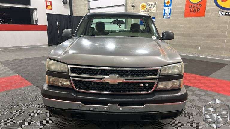 2006  Chevrolet  Silverado   W/T