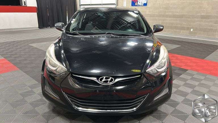 2016  Hyundai  Elantra   SE