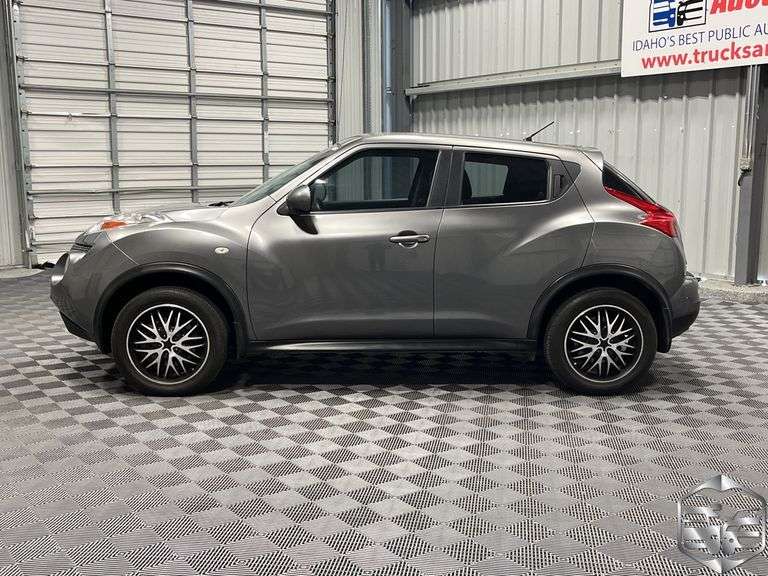 2011  Nissan  Juke  S
