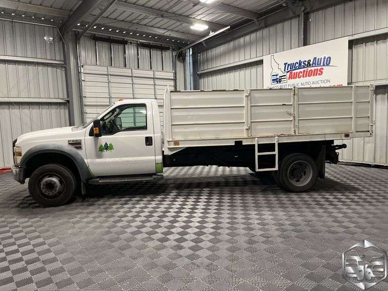 2008  Ford  F550 Super Duty    W/ Dump Bed