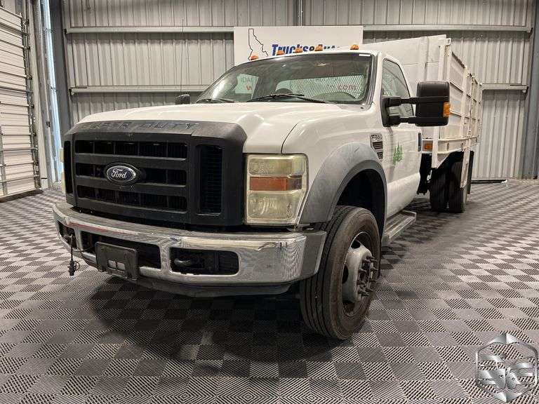 2008  Ford  F550 Super Duty    W/ Dump Bed