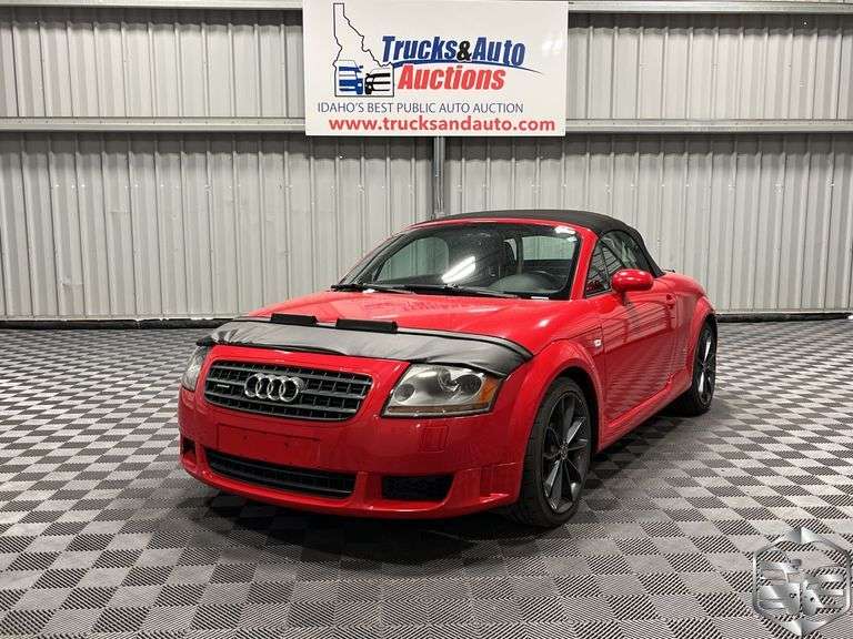 2004  Audi  TT Quattro
