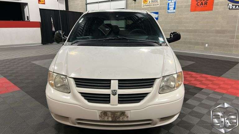 2005  Dodge  Grand Caravan   SE