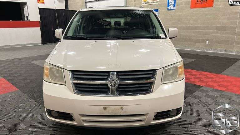 2010  Dodge  Grand Caravan  SXT