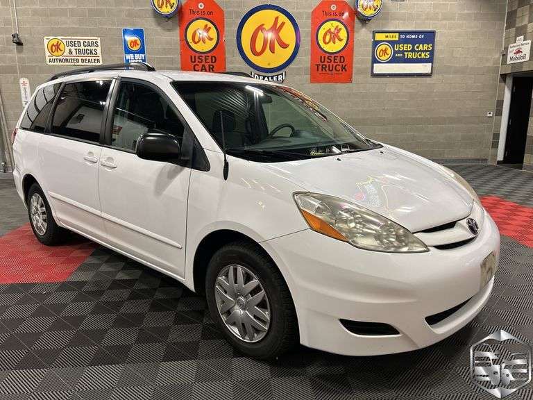 2009  Toyota  Sienna