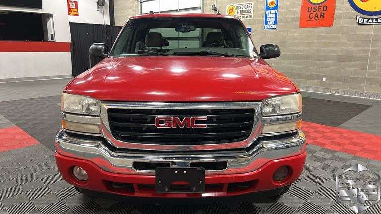 2005  GMC  Sierra 1500   SLT