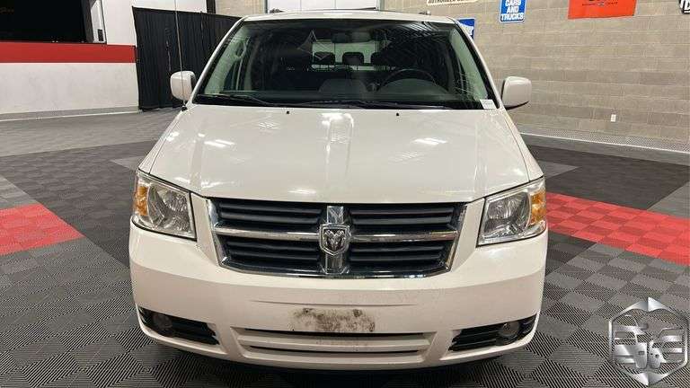 2010  Dodge  Grand Caravan  SXT
