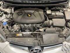 2016  Hyundai  Elantra  SE