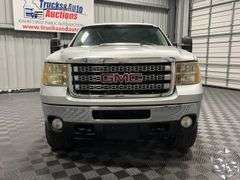 2013  GMC  Sierra 2500HD  SLE