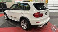 2011  BMW  X5  xDrive35d