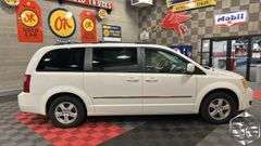2010  Dodge  Grand Caravan   SXT