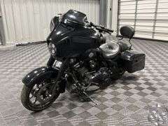 2021  Harley-Davidson  FLHXS