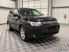 2014  Mitsubishi  Outlander  SE