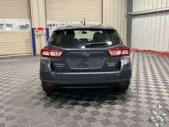 2017  Subaru  Impreza   2.0i