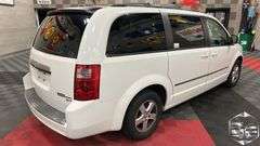 2010  Dodge  Grand Caravan   SXT