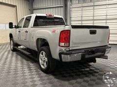 2013  GMC  Sierra 2500HD  SLE